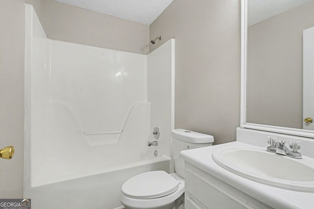 1496 Arnold Drive, Lawrenceville, GA 30043