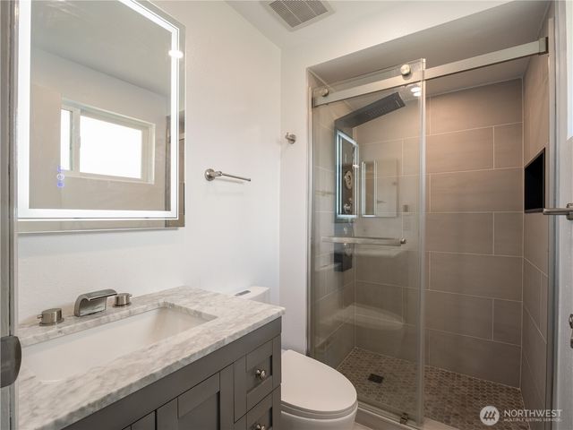 2103 SW 306th Place, Federal Way, WA 98023
