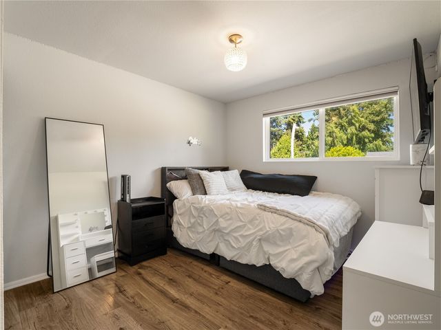 2103 SW 306th Place, Federal Way, WA 98023