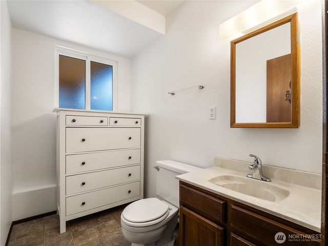 2103 SW 306th Place, Federal Way, WA 98023