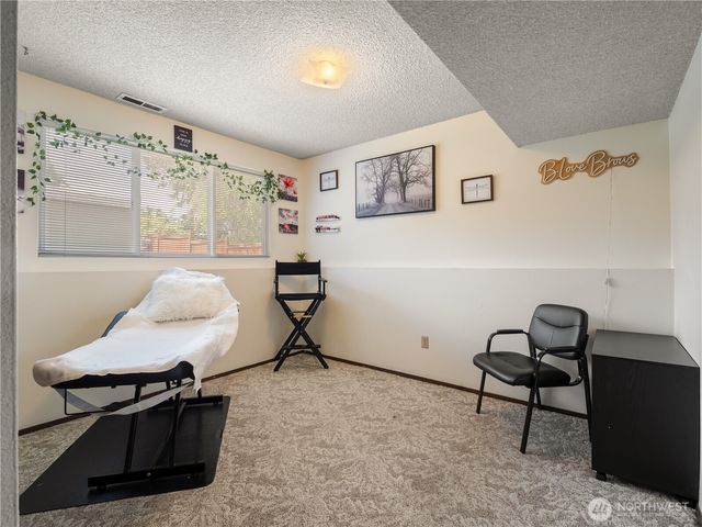 2103 SW 306th Place, Federal Way, WA 98023