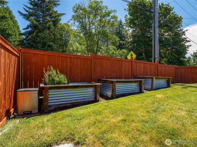 2103 SW 306th Place, Federal Way, WA 98023