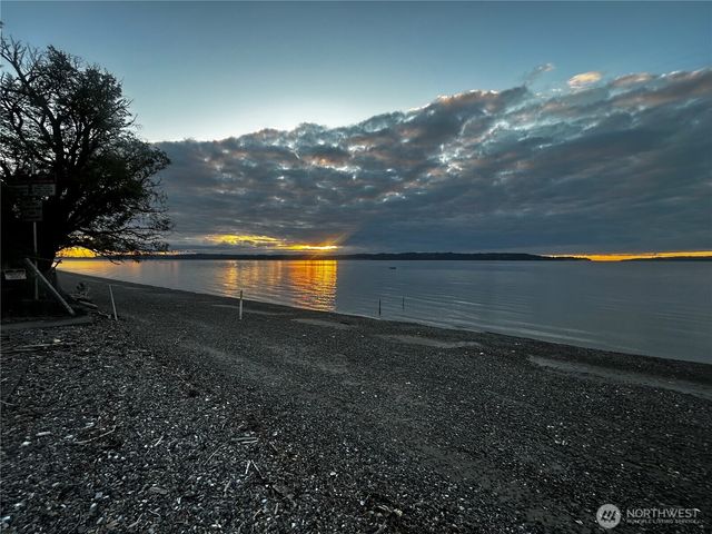 2103 SW 306th Place, Federal Way, WA 98023