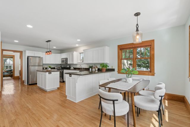 1984 Princeton Avenue, Saint Paul, MN 55105