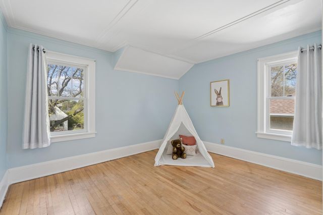 1984 Princeton Avenue, Saint Paul, MN 55105