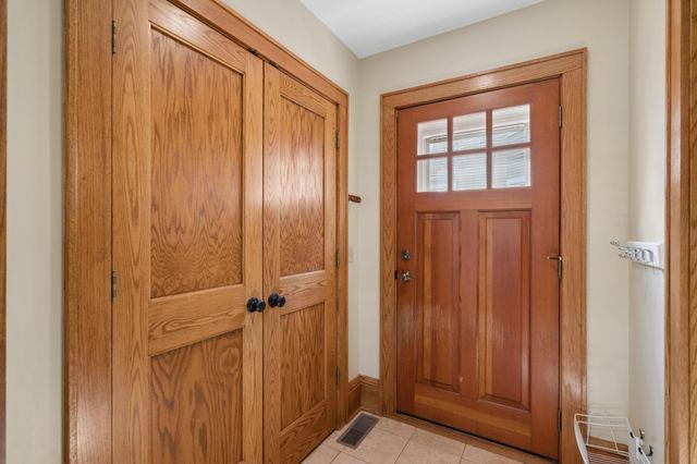 1984 Princeton Avenue, Saint Paul, MN 55105