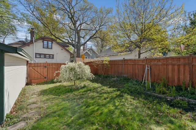 1984 Princeton Avenue, Saint Paul, MN 55105