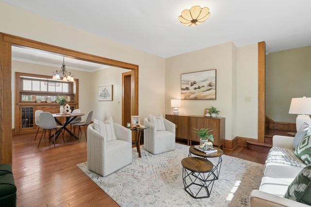 1984 Princeton Avenue, Saint Paul, MN 55105