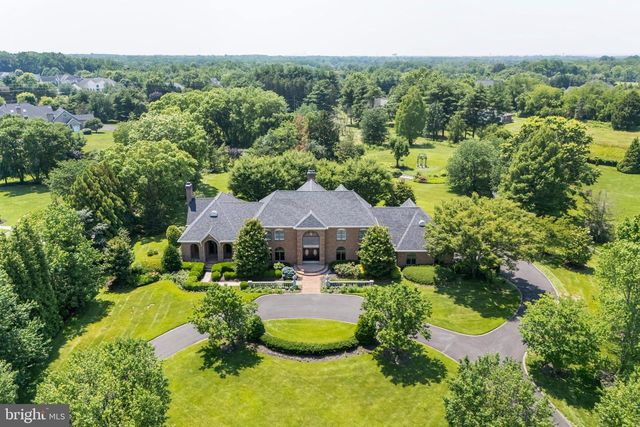 712 KIMBERLY DR, Moorestown, NJ 08057