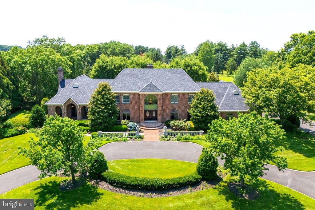 712 KIMBERLY DR, Moorestown, NJ 08057