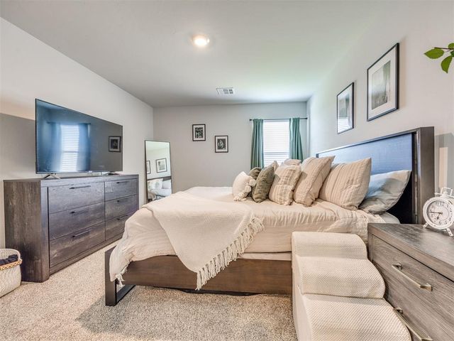9504 NW 115th Street, Yukon, OK 73099