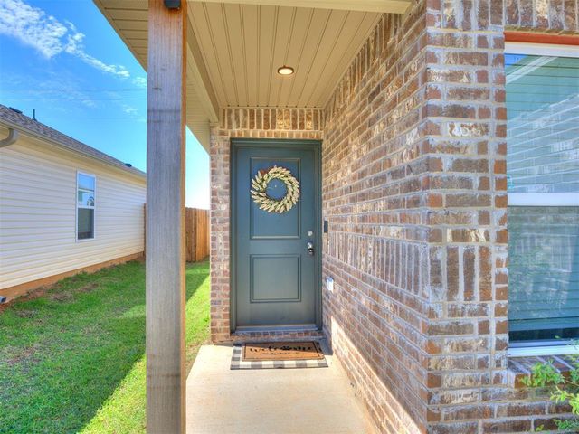 9504 NW 115th Street, Yukon, OK 73099
