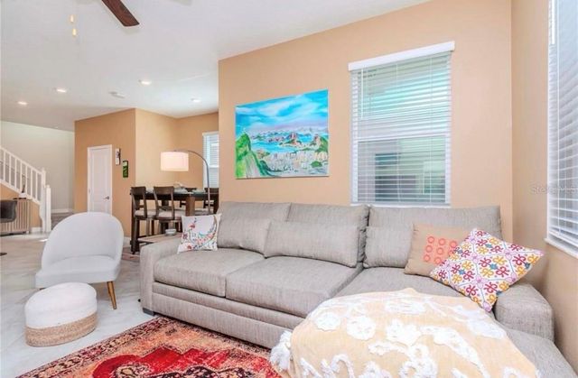 6827 CITRUS CREEK LANE, Tampa, FL 33625