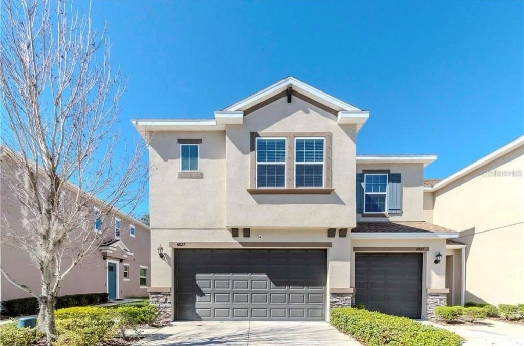 6827 CITRUS CREEK LANE, Tampa, FL 33625