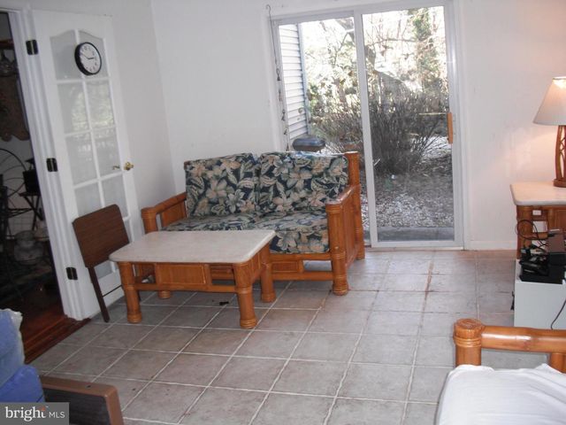 61 MAINBRIDGE LN, Willingboro, NJ 08046