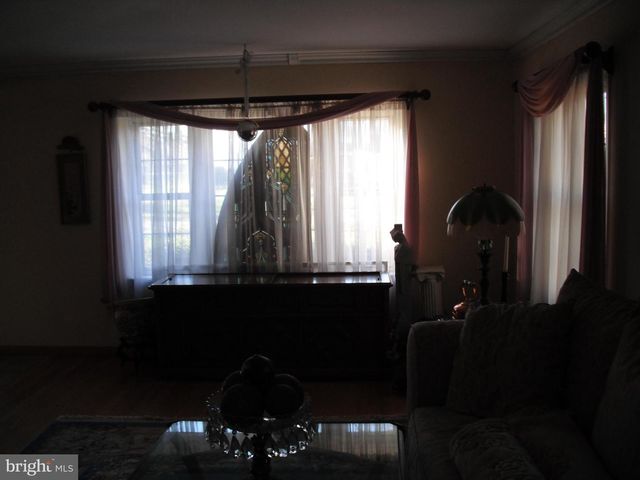 61 MAINBRIDGE LN, Willingboro, NJ 08046