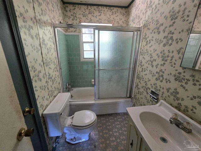 236 Brigadier Dr, Pensacola, FL 32507