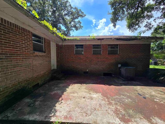 236 Brigadier Dr, Pensacola, FL 32507