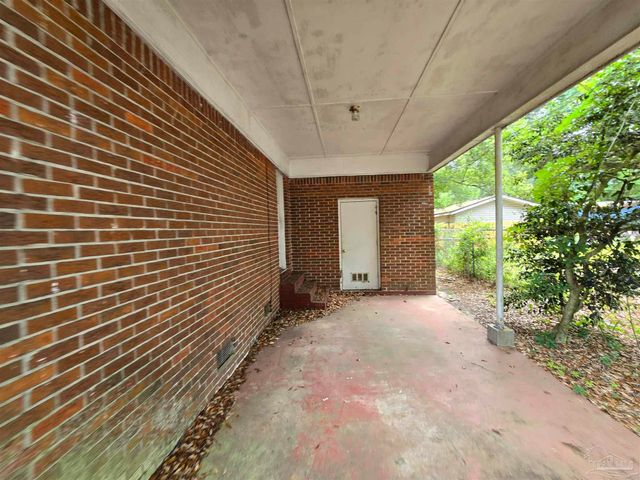 236 Brigadier Dr, Pensacola, FL 32507