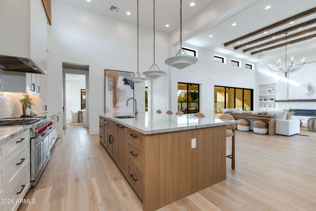 6915 E Jenan Drive, Scottsdale, AZ 85254