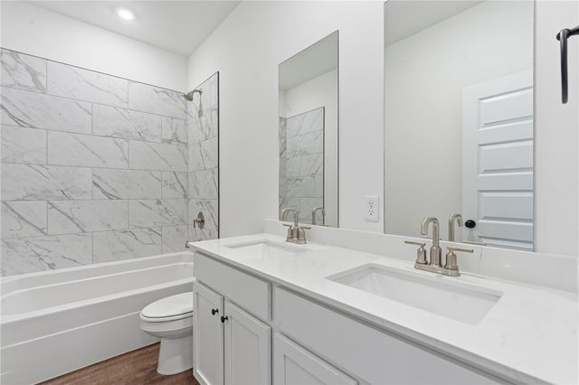 2440 Max Avenue, Bentonville, AR 72713