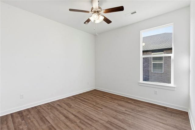 2440 Max Avenue, Bentonville, AR 72713