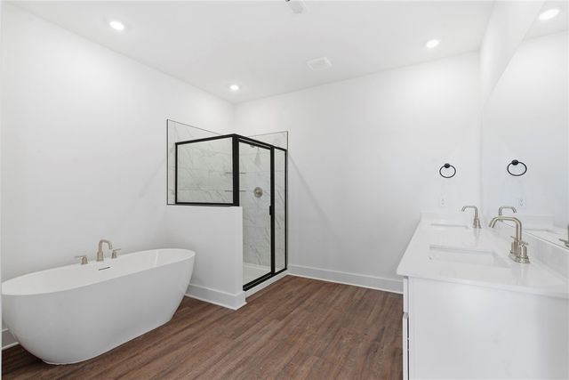 2440 Max Avenue, Bentonville, AR 72713