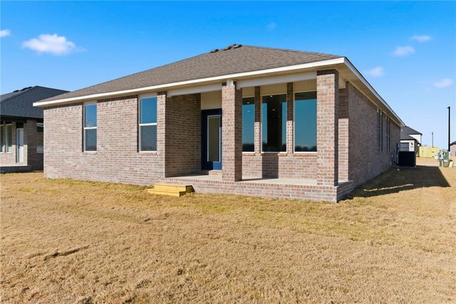 2440 Max Avenue, Bentonville, AR 72713