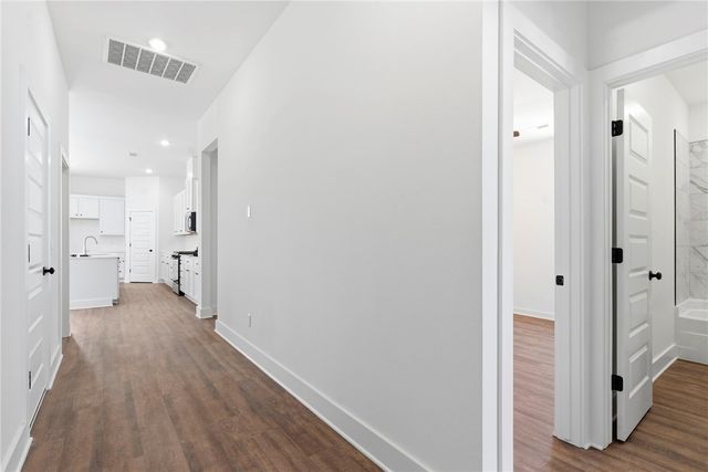 2440 Max Avenue, Bentonville, AR 72713