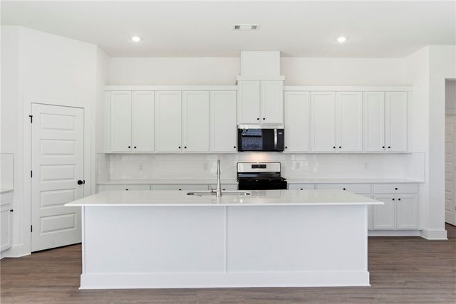 2440 Max Avenue, Bentonville, AR 72713