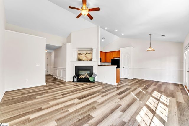 11 Medfield Court, Greenville, SC 29605