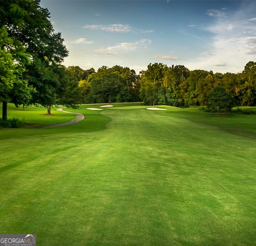 5954 Chickasaw Lane, Braselton, GA 30517