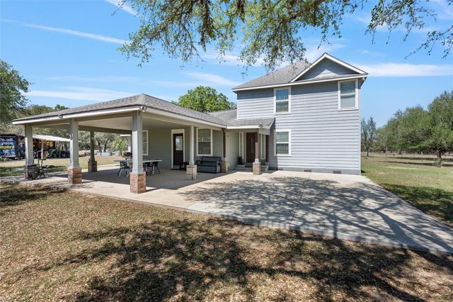 825 County Road 119, Hallettsville, TX 77964