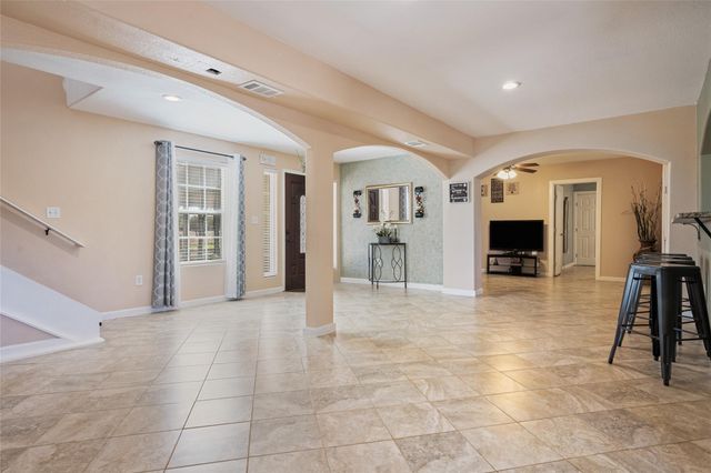 825 County Road 119, Hallettsville, TX 77964