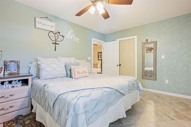 825 County Road 119, Hallettsville, TX 77964