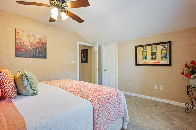 825 County Road 119, Hallettsville, TX 77964