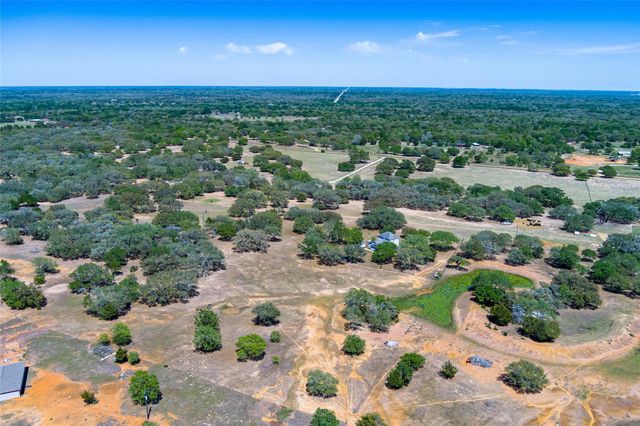 825 County Road 119, Hallettsville, TX 77964