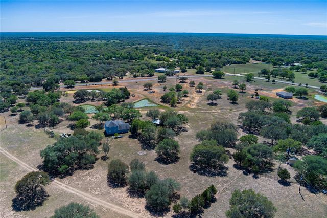 825 County Road 119, Hallettsville, TX 77964