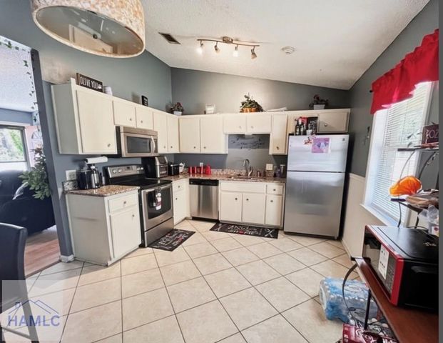 1076 Desert Shield Street, Hinesville, GA 31313