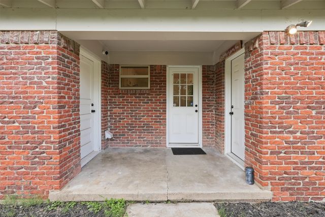 807 Elizabeth Boulevard, Granbury, TX 76048