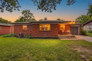 807 Elizabeth Boulevard, Granbury, TX 76048