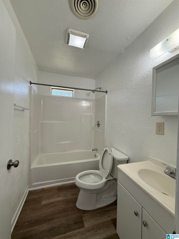 6204 AVENUE C, Fairfield, AL 35064