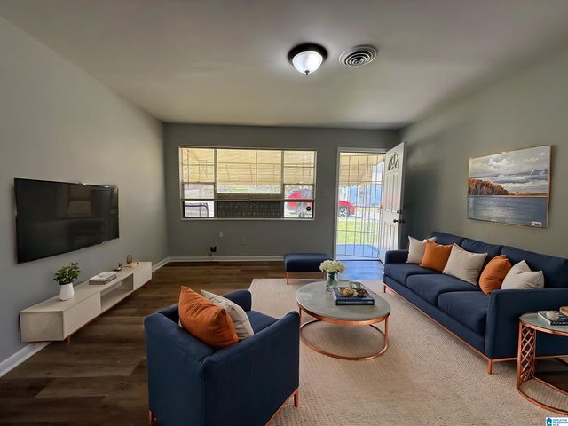 6204 AVENUE C, Fairfield, AL 35064