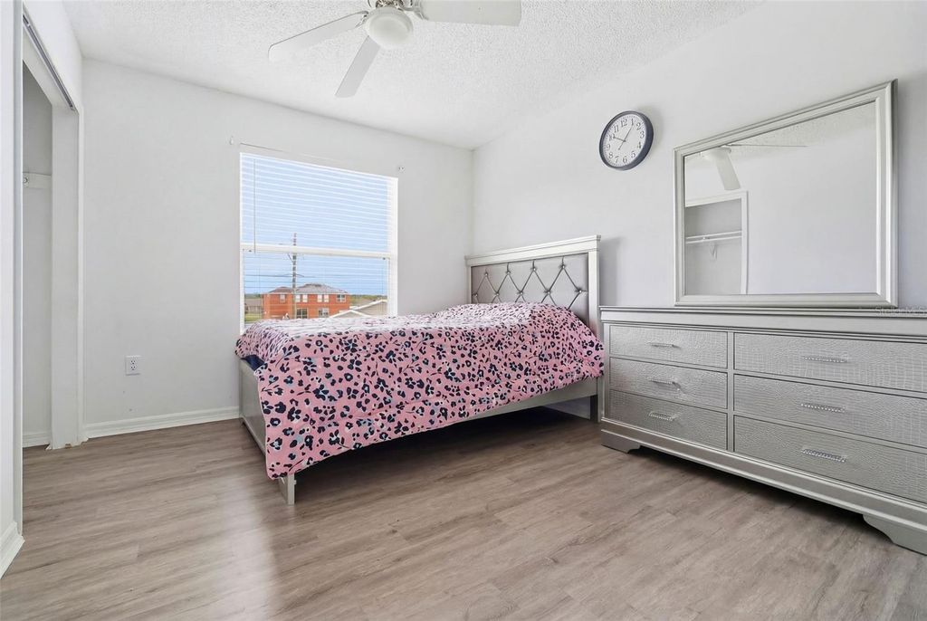 Image 20 of property listing at 346 CHURCHILL COURT, Kissimmee, FL 34759