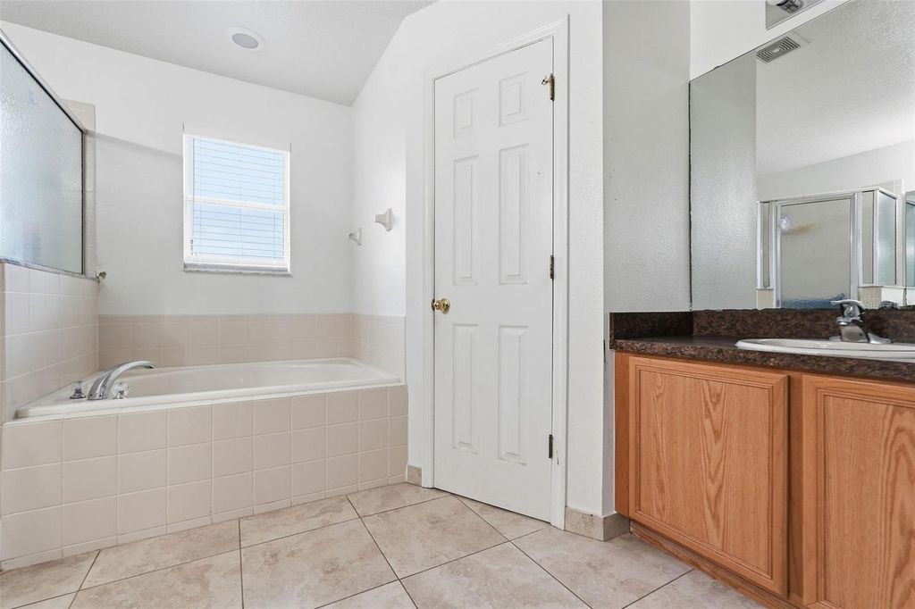 Image 28 of property listing at 346 CHURCHILL COURT, Kissimmee, FL 34759