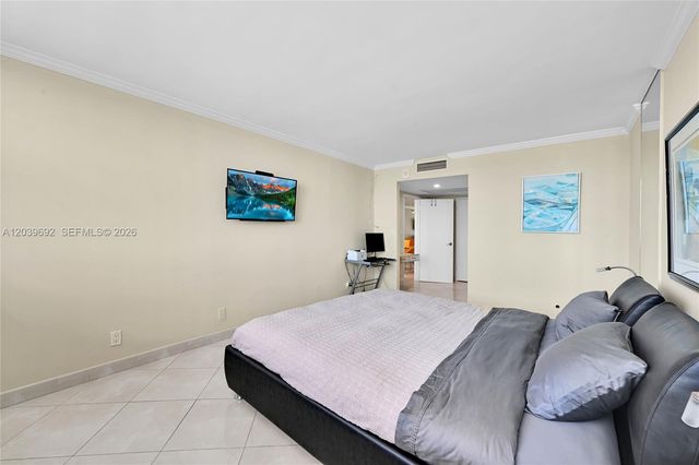 3180 S Ocean Dr 1610, Hallandale Beach, FL 33009