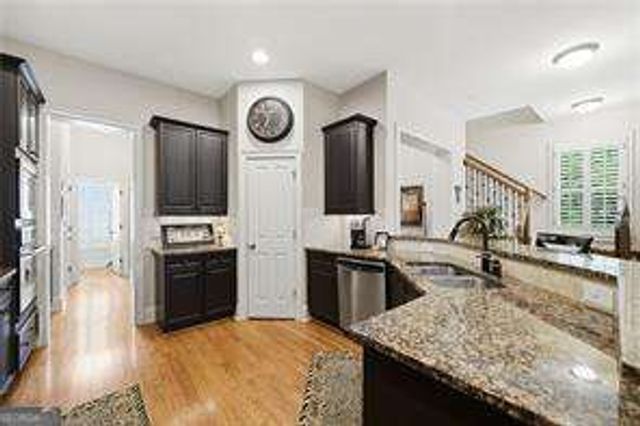 2000 Hidden Alley, Alpharetta, GA 30009
