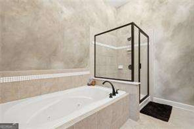 2000 Hidden Alley, Alpharetta, GA 30009