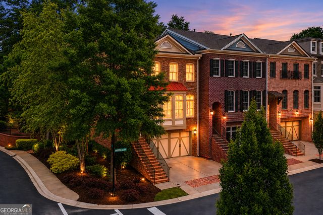 2000 Hidden Alley, Alpharetta, GA 30009