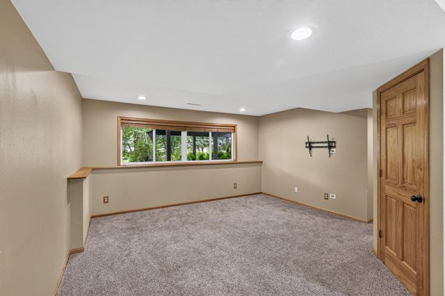 932 E Orchard Street, Belle Plaine, MN 56011